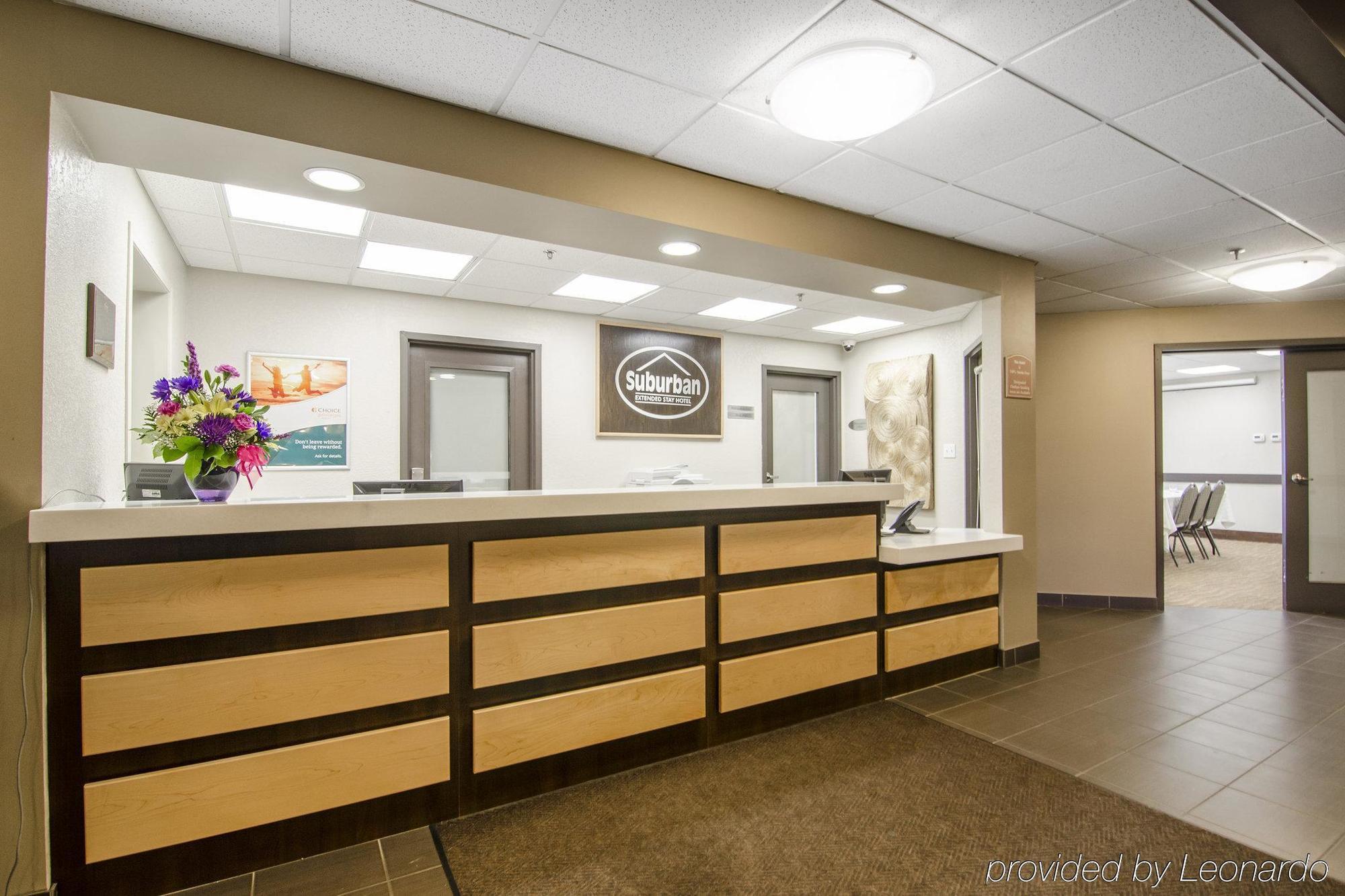 Quality Inn & Suites Estevan Extérieur photo