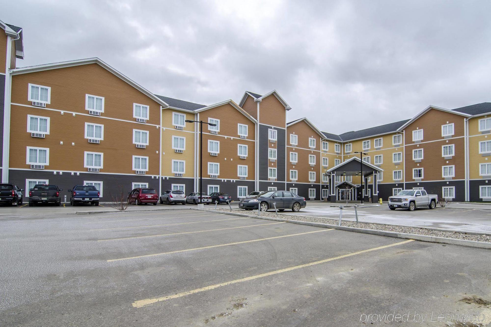 Quality Inn & Suites Estevan Extérieur photo